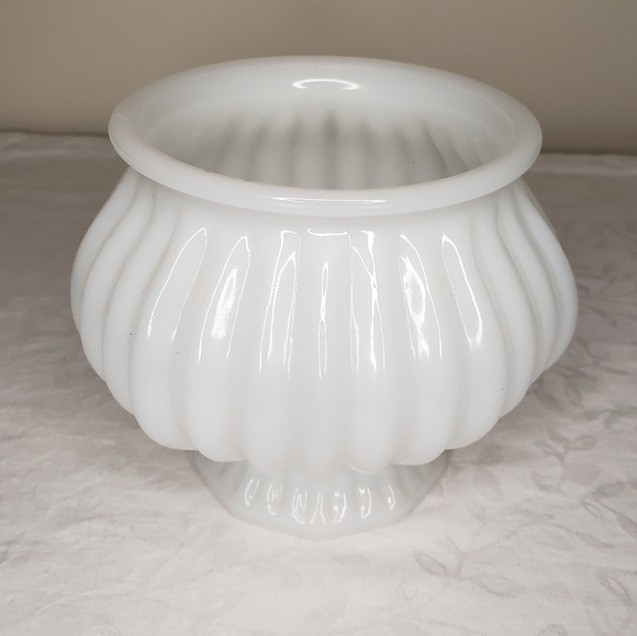 Vintage 50s white milkglass vase E Brody